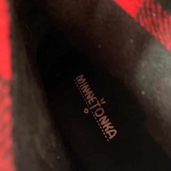 Minnetonka Black Suede Fold Over Plaid Hi Top Ankle Boots Lace Up SZ 9.5 EUC - Picture 7 of 7